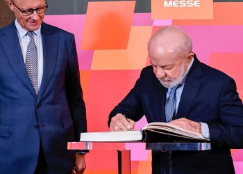 Na Alemanha, Lula defende parceria com Europa na descarbonização