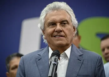 Caiado diz que apoia 100% o PL da Misoginia, alvo de críticas da direita