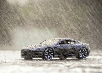 Carro elétrico: quais os riscos em uma enchente? Saiba o que fazer