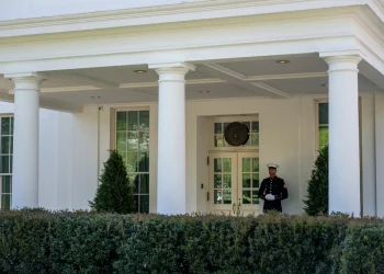 Como foram as 36 horas de caos na Casa Branca na corrida por um cessar-fogo no Irã