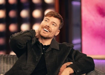 YouTuber bilionário diz que nunca consegue equilibrar vida pessoal e trabalho