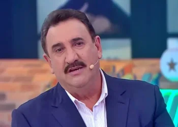 Ratinho vira réu por chamar deputada de “feia do capeta” e mandar “costurar cueca”