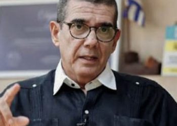 Cuba estuda movimentação militar dos EUA diante de ameaças de Trump