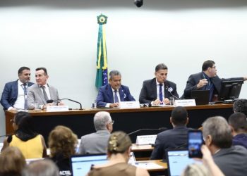 Médicos e psicólogos criticam mudanças na carteira de habilitação e defendem avaliação regular da saúde de motoristas – Notícias