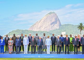 Brasil assume aliança e pede Atlântico Sul livre de guerras e tensões