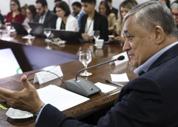 Novo ministro rejeita novas desonerações para compensar jornada menor de trabalho