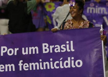 Família e escola devem liderar luta antimachismo, dizem especialistas