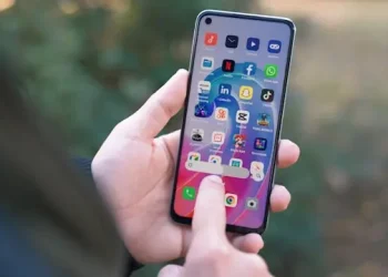 Teles avançam em serviços de tecnologia para faturar com o ‘boom digital’ no Brasil